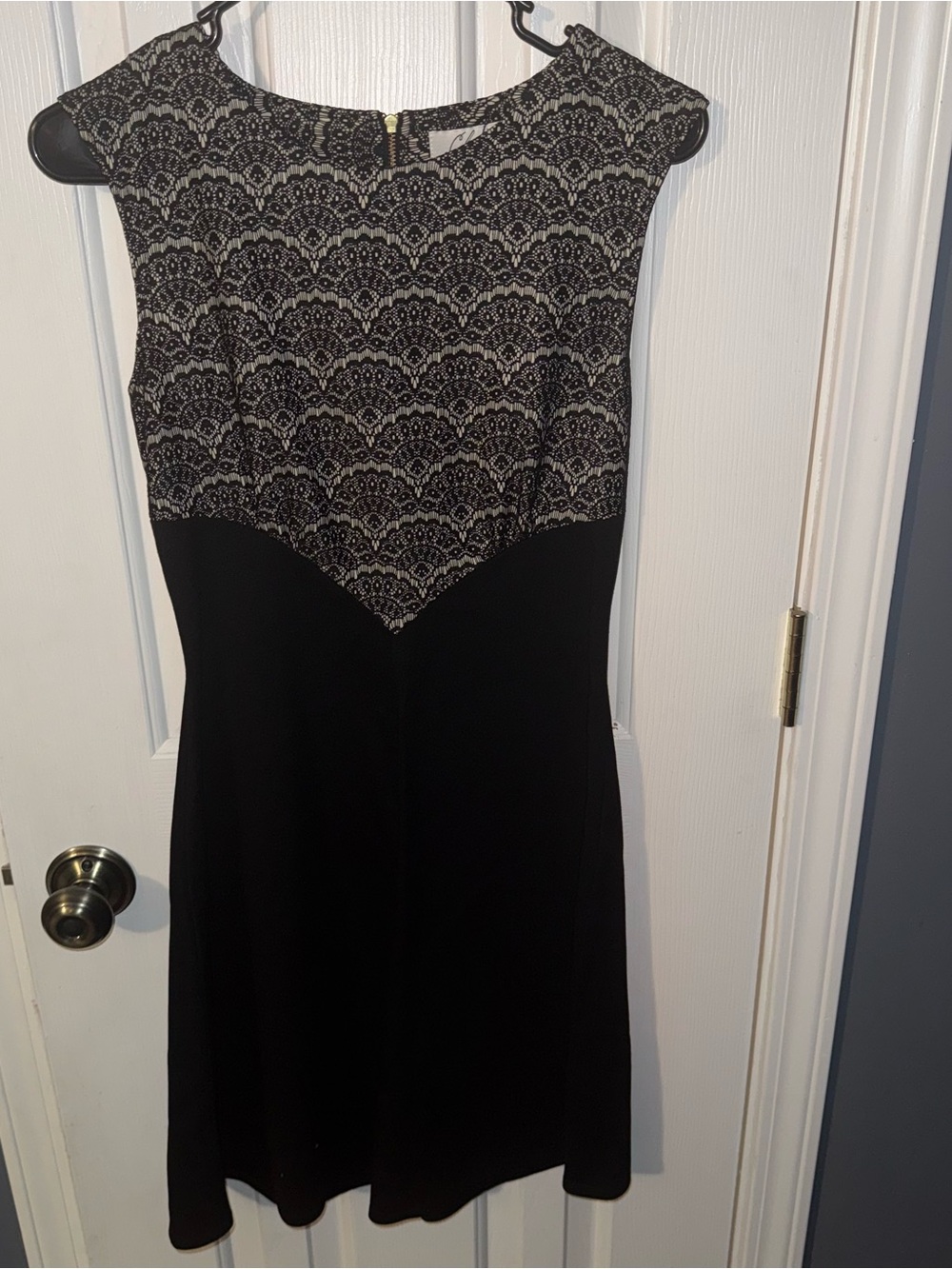 Closet Black & Ivory Lace-Print Midi Dress